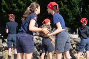 Service de bois pour les guides Unitaires de France de Dieppe