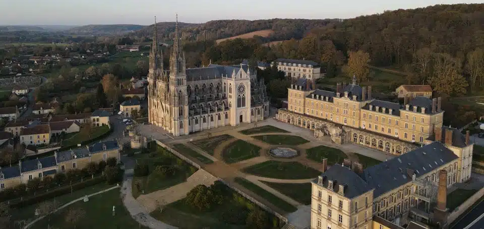 Basilique Notre-Dame de Montligeon-vue aérienne - DJI_0309-960