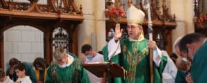 Messe 11 h présidée par Mgr Matthieu Rougé avec les pères de famille