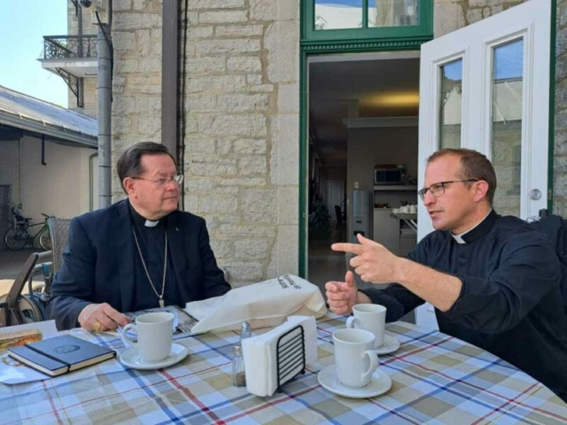 Québec, rencontre avec le cardinal Gérald Lacroix, archevêque de Québec