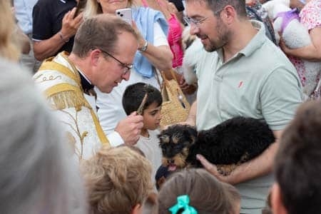 Bénédiction des animaux au festival de l'Ascension - Sanctuaire Notre-Dame de Montligeon