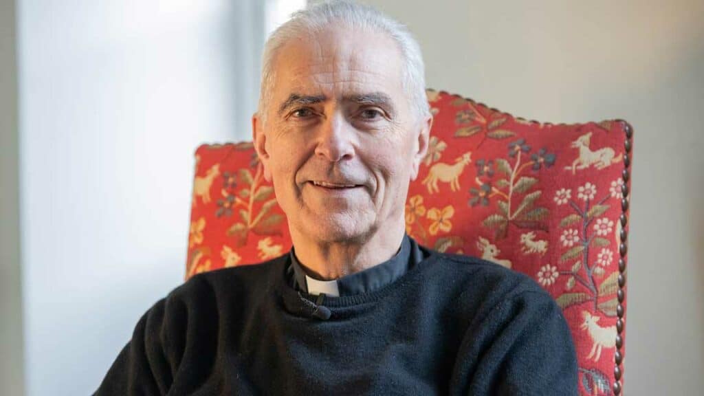 Père Charles Lenoir, chapelain au sanctuaire Notre-Dame de Montligeon