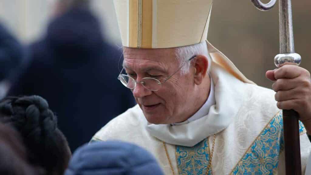 Mgr Lalanne aux pèlerinages du Ciel de Notre-Dame de Montligeon