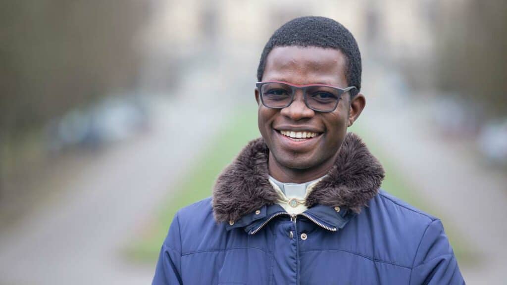 La rencontre du 17 décembre 2025 avec le Père Frédéric Koffi Soklou du diocèse d’Atakpamé, Togo