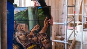 Travaux dépose des vitraux du choeur Atelier Gouty